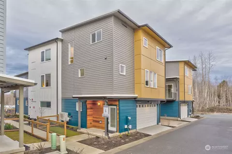 4251 Braeburn Ln #6, Bellingham, WA 98226