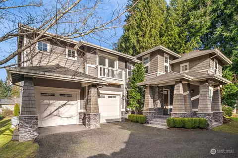 4552 108th Ave NE, Kirkland, WA 98033