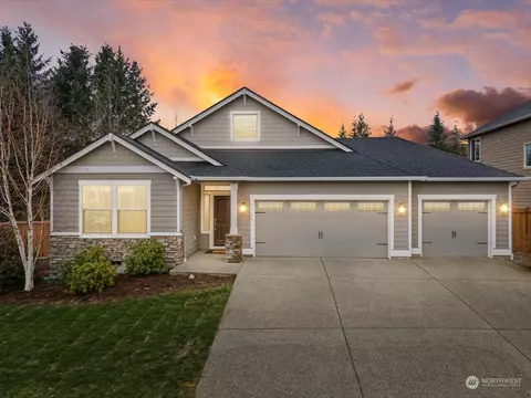 32400 Mckay Ln, Black Diamond, WA 98010