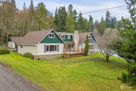 42 Round Tree Rd, Port Angeles, WA 98362