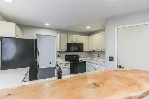 4015 218th St E, Spanaway, WA 98387 photo 13