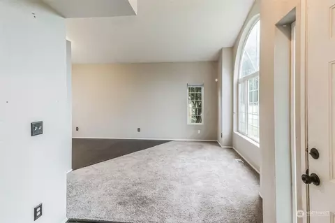 4015 218th St E, Spanaway, WA 98387 photo 4