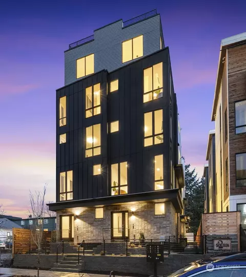 218 E 10th Ave E, Seattle, WA 98102
