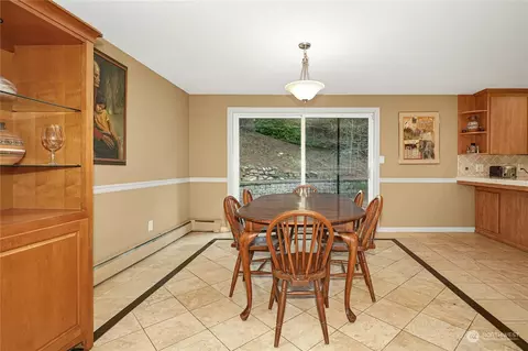 18924 37th Ave NE, Lake Forest Park, WA 98155 photo 11