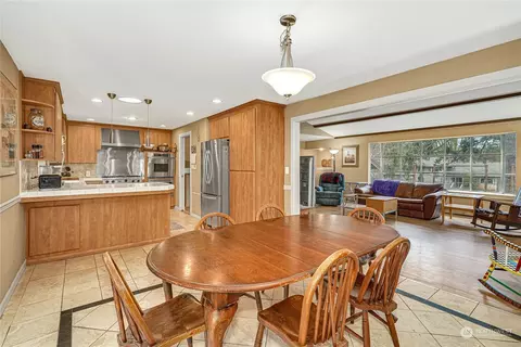 18924 37th Ave NE, Lake Forest Park, WA 98155 photo 12