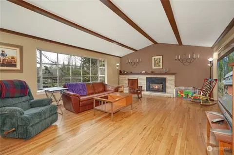 18924 37th Ave NE, Lake Forest Park, WA 98155 photo 7