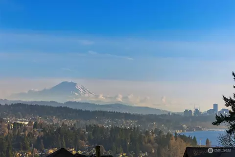 8919 NE 119th Pl, Kirkland, WA 98034