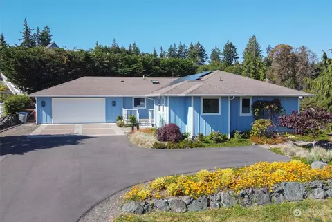 64 Balmoral Ct, Sequim, WA 98382