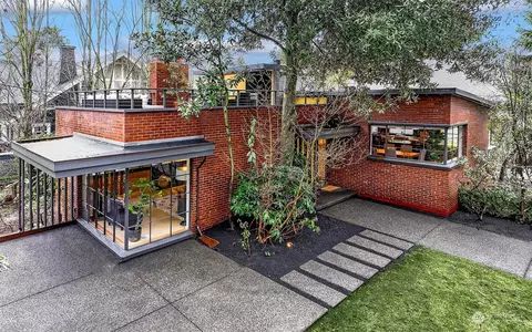 1804 E Hamlin St, Seattle, WA 98112
