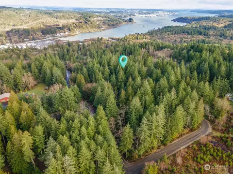 4871 Feigley Rd W, Port Orchard, WA 98367