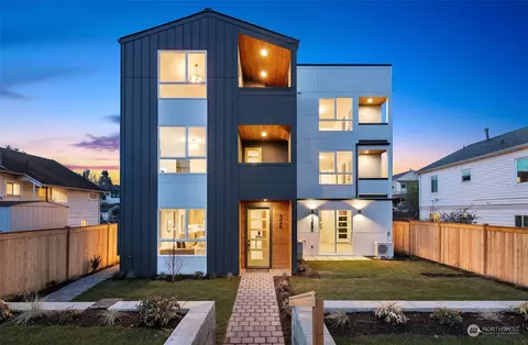 328 NW 87th St, Seattle, WA 98117