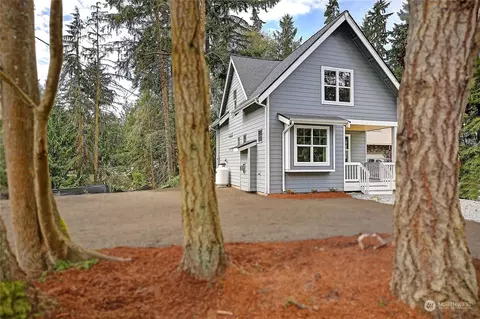1672 Aspen Dr, Camano Island, WA 98282