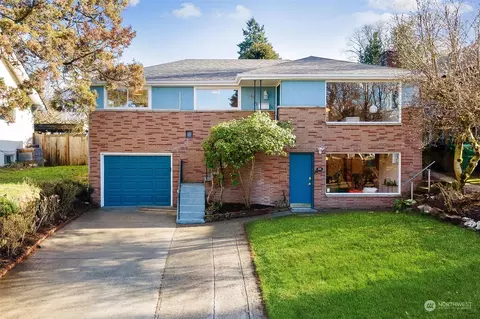 526 28th Ave, Seattle, WA 98122