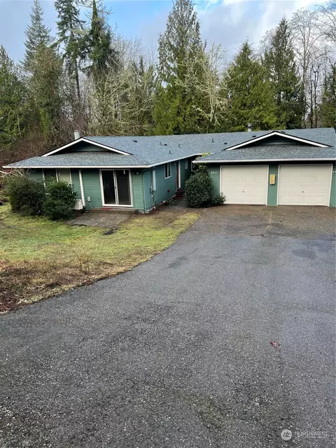 2037 Aqua Ct NW, Olympia, WA 98502