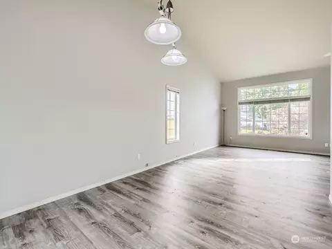 Living - 12433 52nd Dr SE, Everett, WA 98208 photo 3 of 6