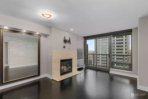 650 Bellevue Way NE #2506, Bellevue, WA 98004
