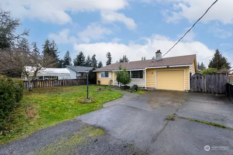 107 173rd St E, Spanaway, WA 98387 photo 2
