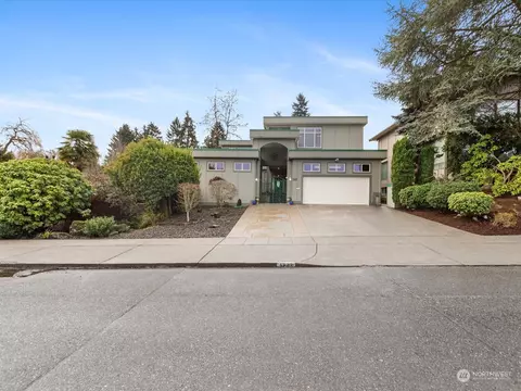 4937 NE 85th St, Seattle, WA 98115
