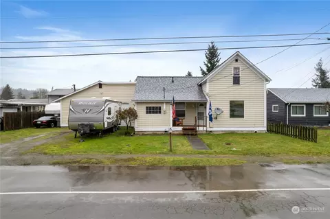142 5th Ave SW, Pacific, WA 98047