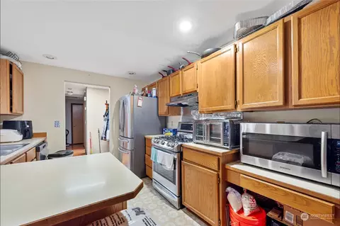 227 97th St SE, Everett, WA 98208 photo 3