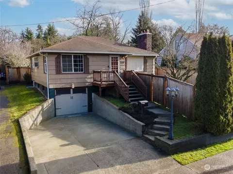 6219 A St, Tacoma, WA 98408