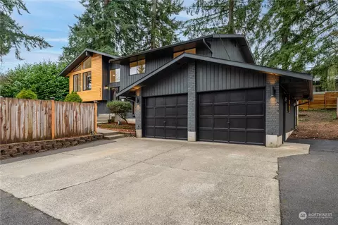 8520 Vistarama Ave, Everett, WA 98208 photo 2
