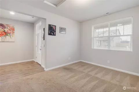 885 Riley Dr E, Enumclaw, WA 98022 photo 8