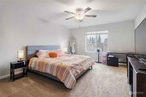 885 Riley Dr E, Enumclaw, WA 98022 photo 22