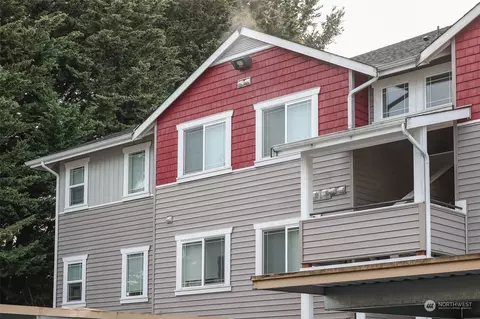 13503 97th Ave E #308, Puyallup, WA 98373