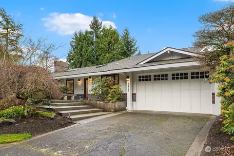 8413 SE 33rd Pl, Mercer Island, WA 98040