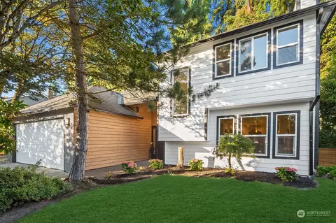 14824 104th Ave NE, Bothell, WA 98011