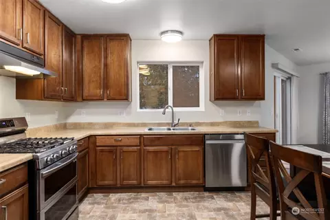 4909 202nd St E, Spanaway, WA 98387 photo 5