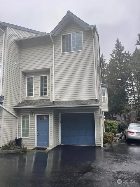 12549 Roosevelt Way NE #1, Seattle, WA 98125