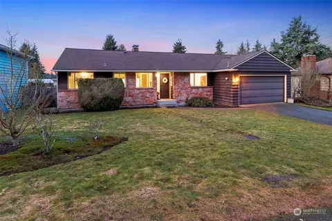 2012 N 148th St, Shoreline, WA 98133