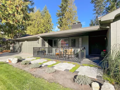 167 Sunset Pl, Sequim, WA 98382