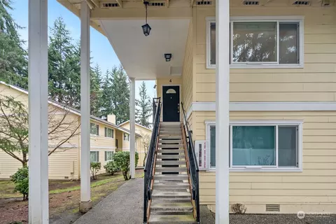 14611 NE 51st Pl #F4, Bellevue, WA 98007