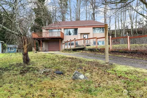 4948 Deception Cir, Oak Harbor, WA 98277