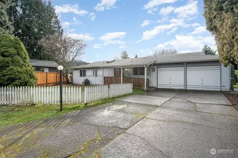 1320 32nd St SE, Auburn, WA 98002
