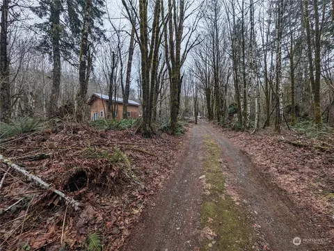 301 W Artesian Rd, Shelton, WA 98584