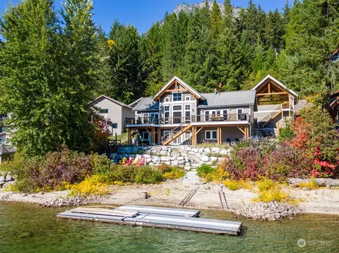 17333 N Shore Dr, Leavenworth, WA 98826