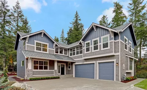 906 Gaines Ave SE, North Bend, WA 98045