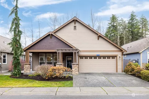2233 Balsam Ln, Mount Vernon, WA 98274
