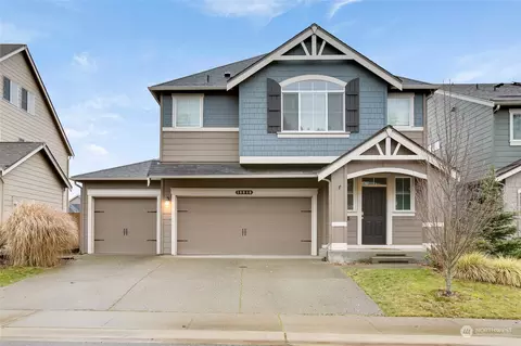 18916 106th Avenue Ct E, Puyallup, WA 98374