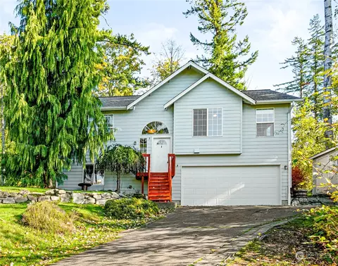 1642 Amy Ct, Bellingham, WA 98226