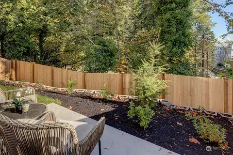 8911 NE 173rd Pl #C, Bothell, WA 98011 photo 40
