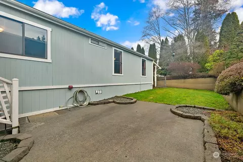 12516 NE 199th St, Bothell, WA 98011 photo 24
