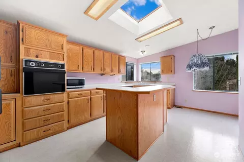 12516 NE 199th St, Bothell, WA 98011 photo 8