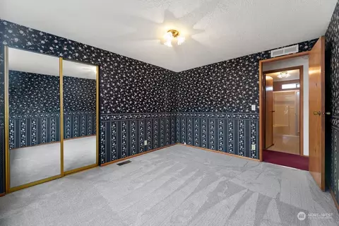 12516 NE 199th St, Bothell, WA 98011 photo 17