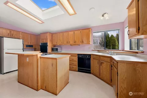 12516 NE 199th St, Bothell, WA 98011 photo 7