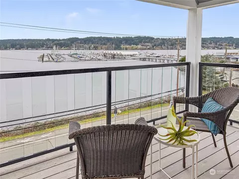 18102 Fjord Dr NE, Poulsbo, WA 98370